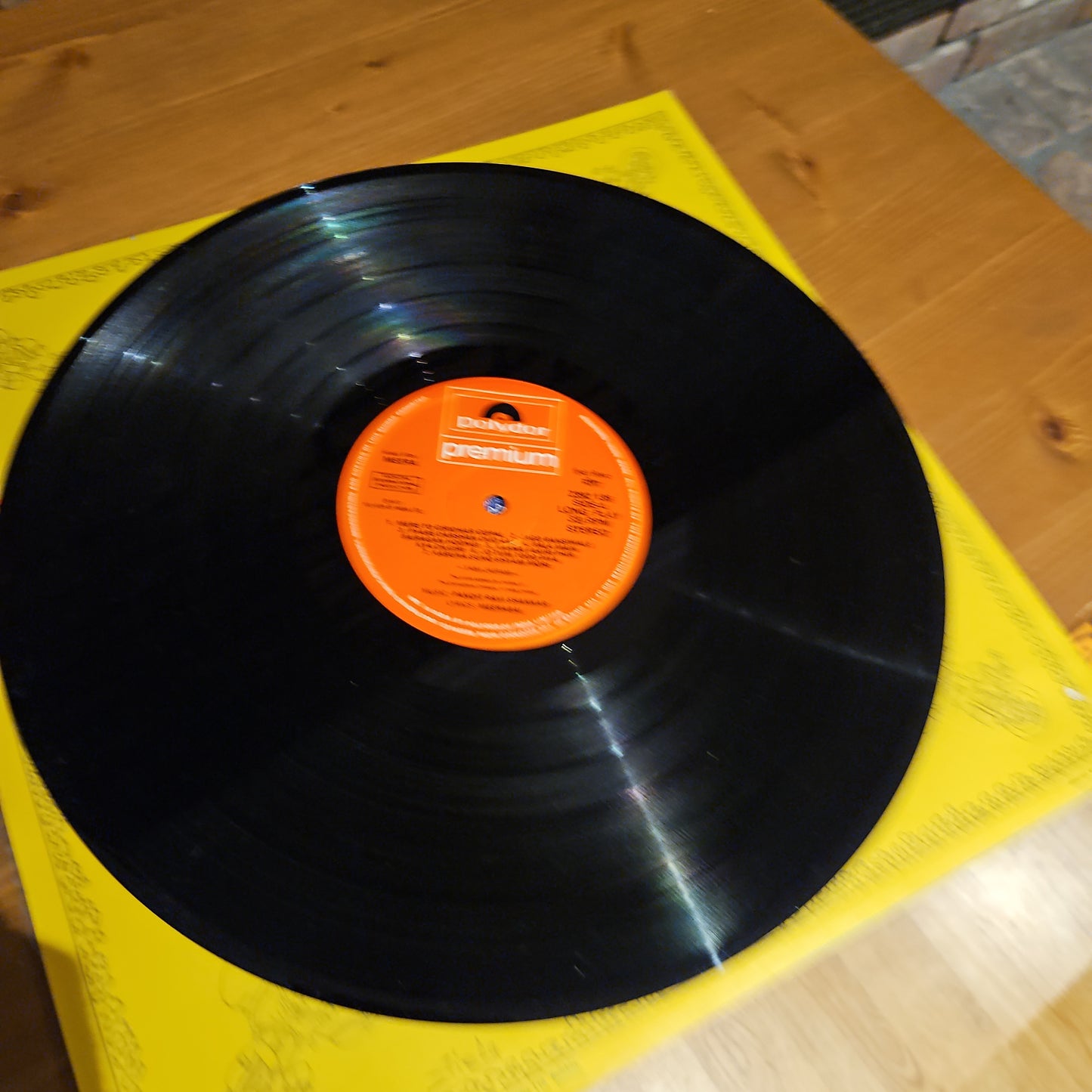 Meera - Ravi Shankar and Gulzar classic in multifold in excellent condition
