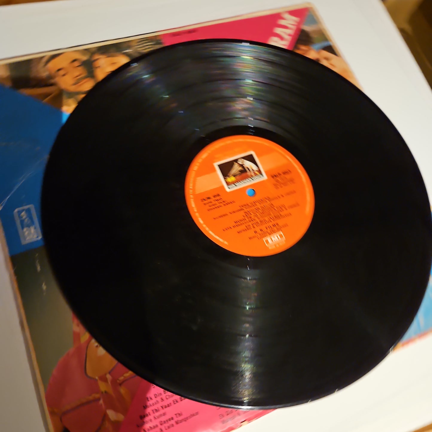Dharam Karam - 1st iusse HMV red dog R D Burman VG+ *ek din bik jayega*