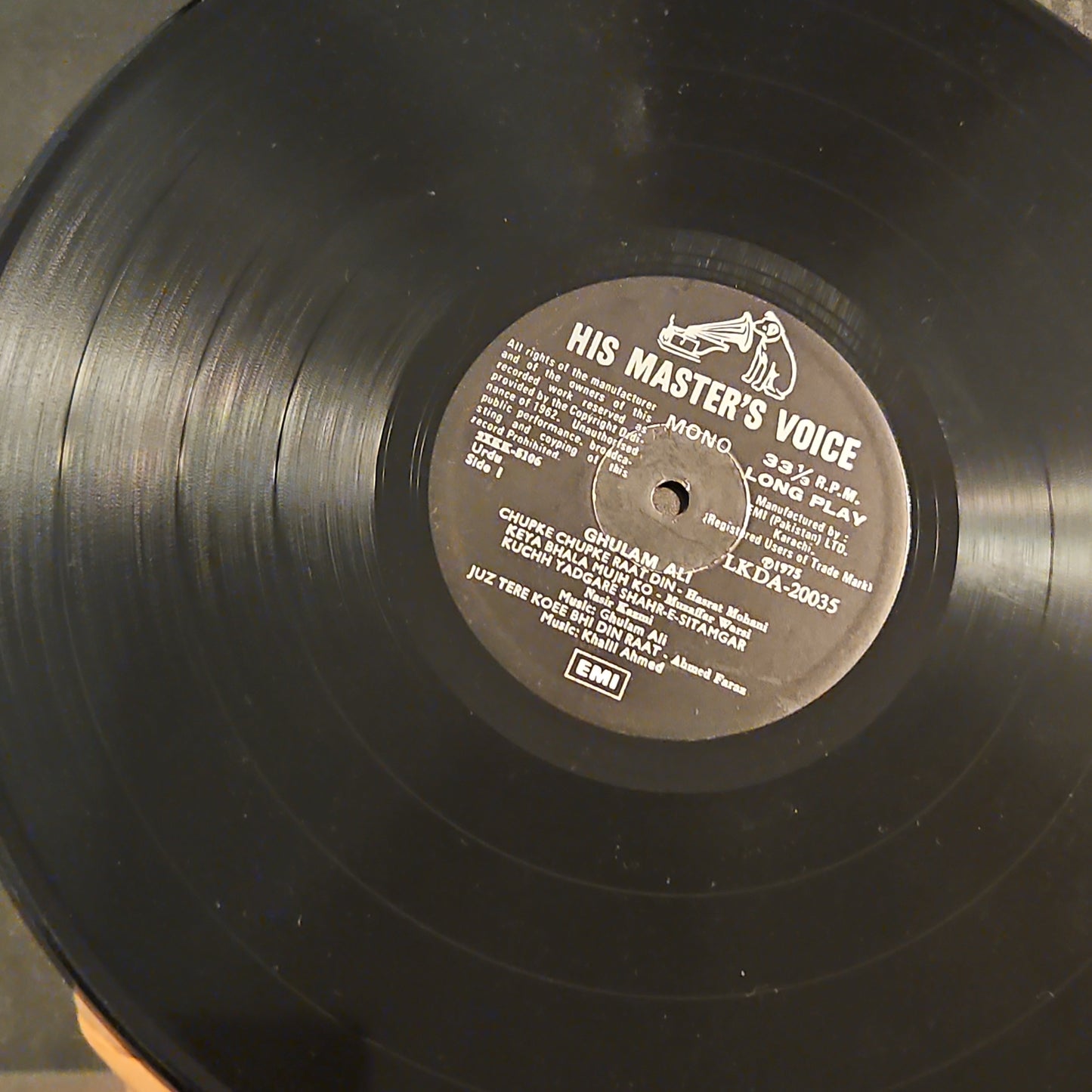 GHULAM Ali -Ghulam Ali LKDA20035..in near mint almost new