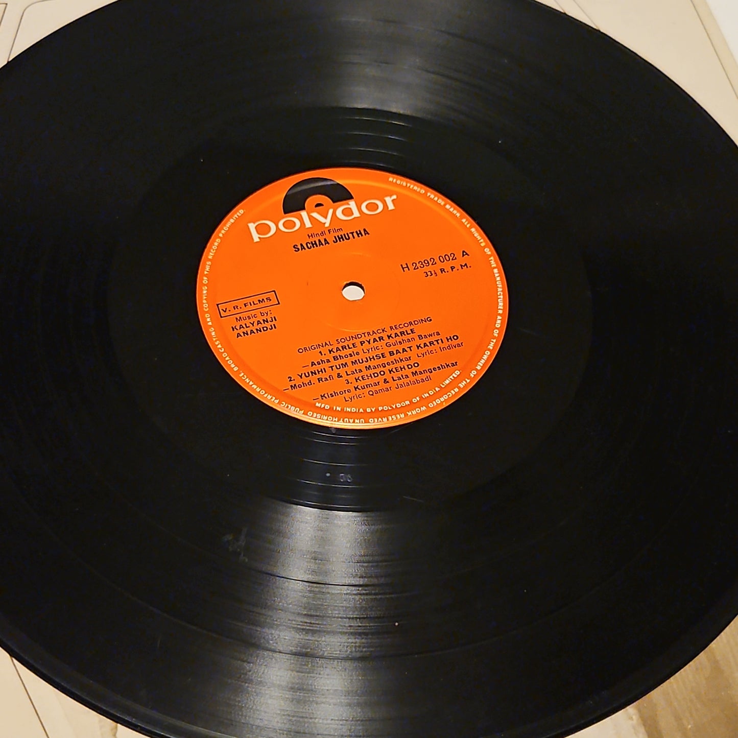 Sachaa Jhutha - Kalyanji Anandji superhit Psych funk in near mint condition