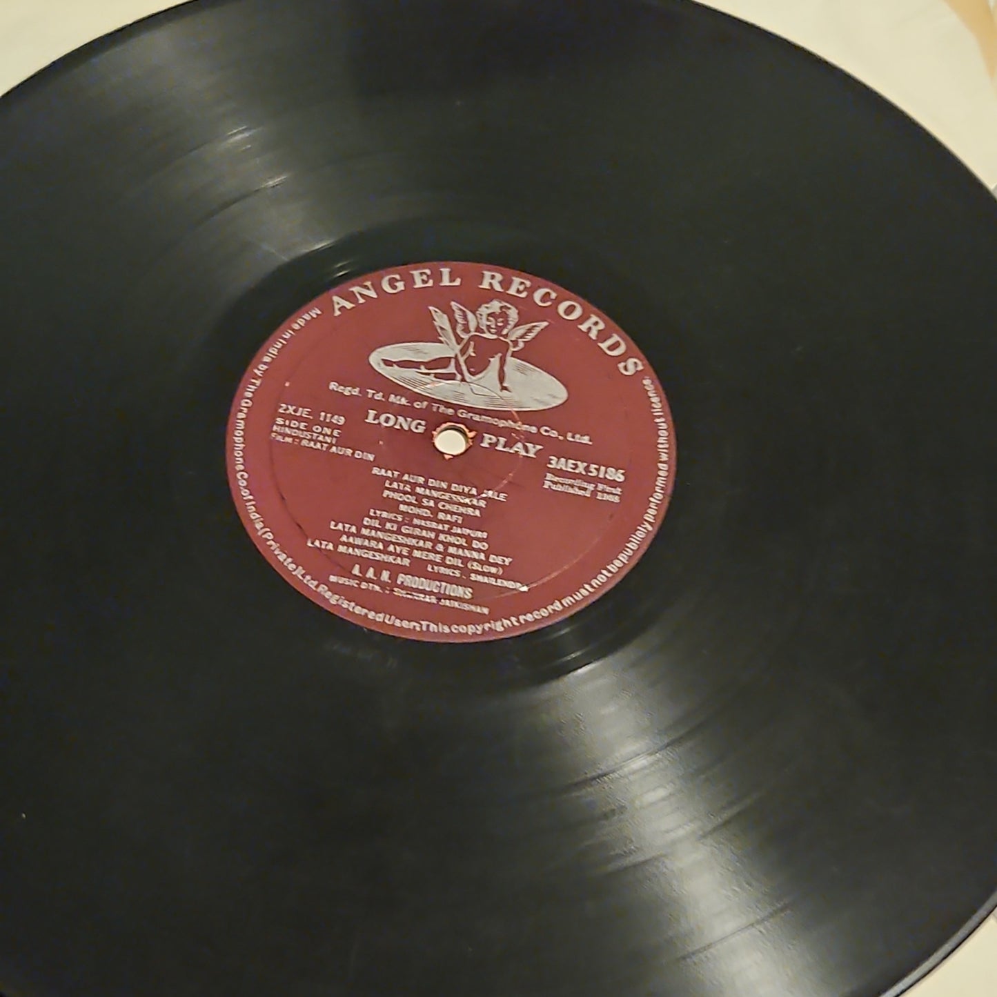 Raat Aur Din - Music by Shankar jaikishan 1st Angel in VG condition