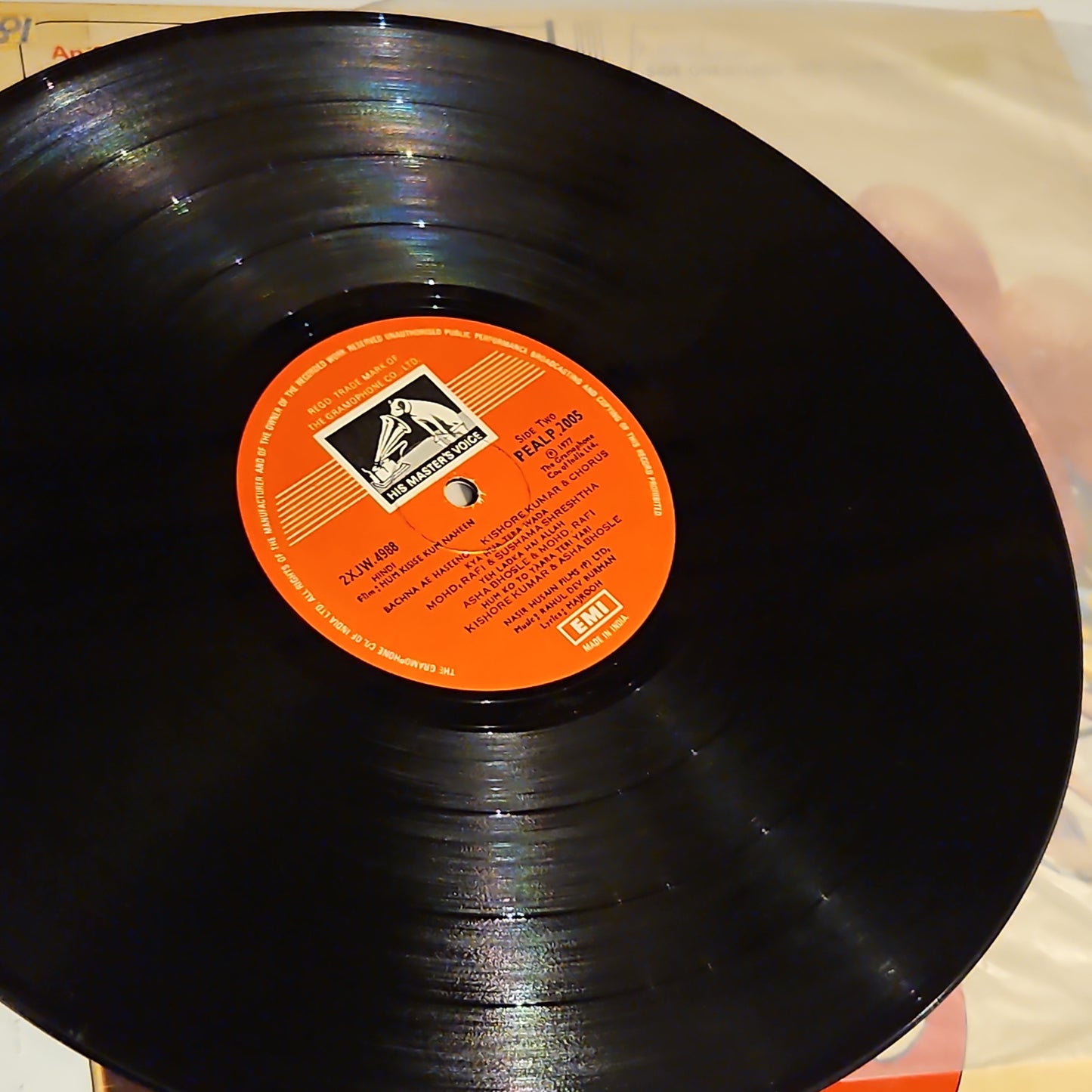 Hum Kisise Kum Naheen - R D Burman blockbuster in excellent