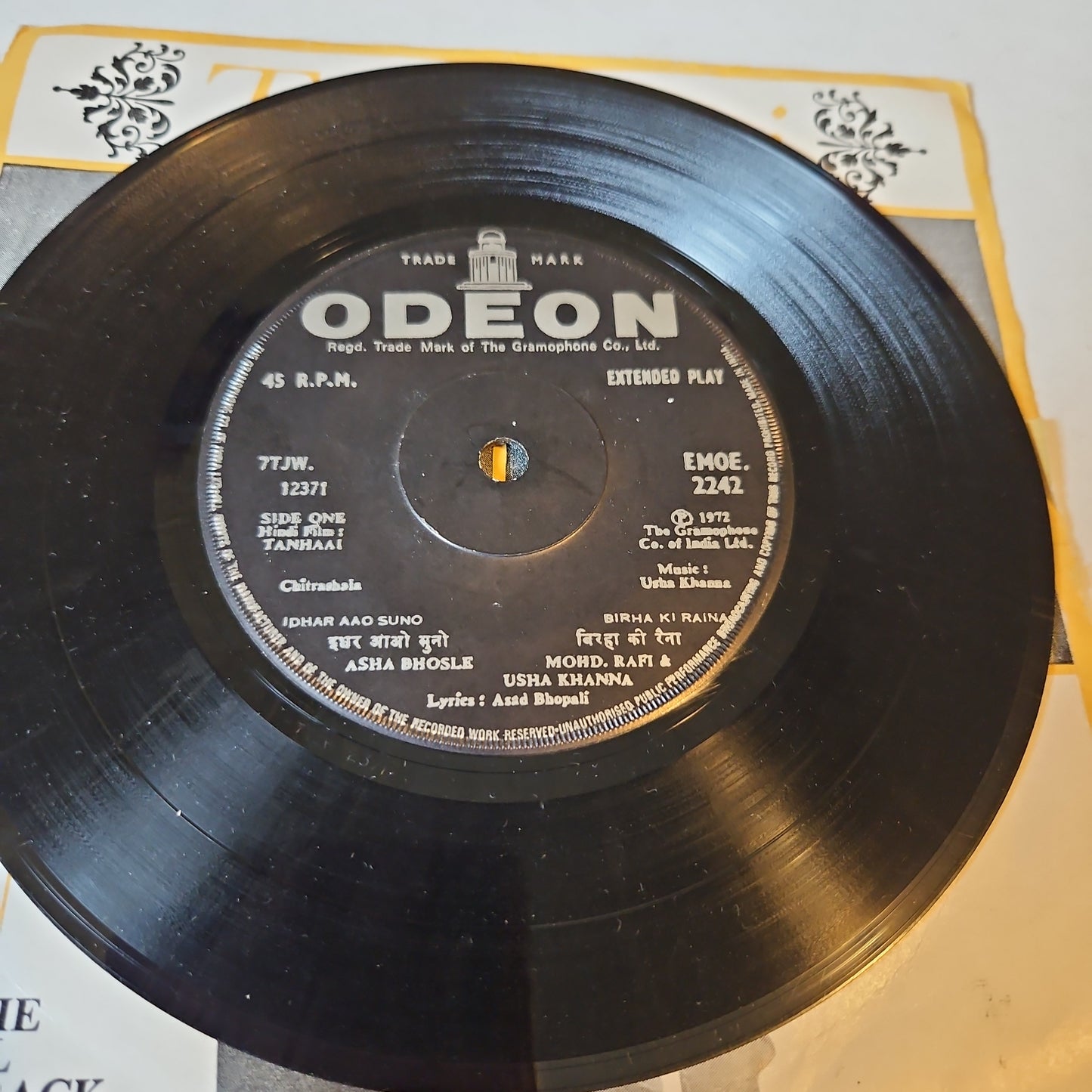 TANHAAI - Classic Usha Khanna Odeon EP Rare in Near mint