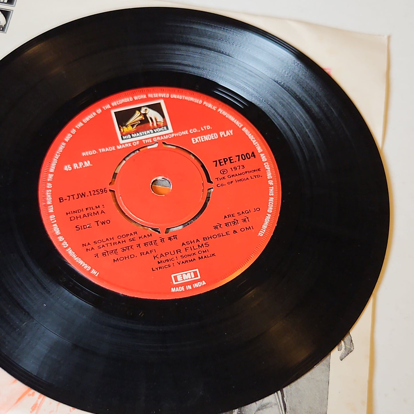 Dharma - Sonik Omi classic 1st HMV version EP in excellent includes famous qawalli Raz ki baat kahdoo by Rafi Asha