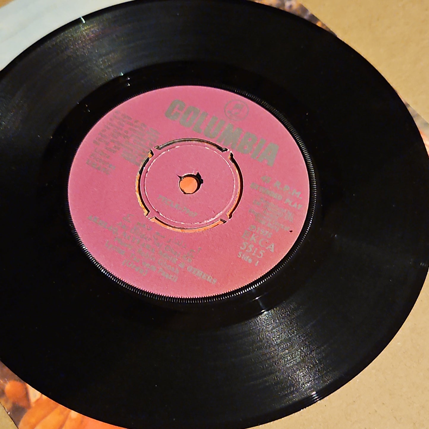 Umang Music by Robin Ghosh in excellent 7inch ep