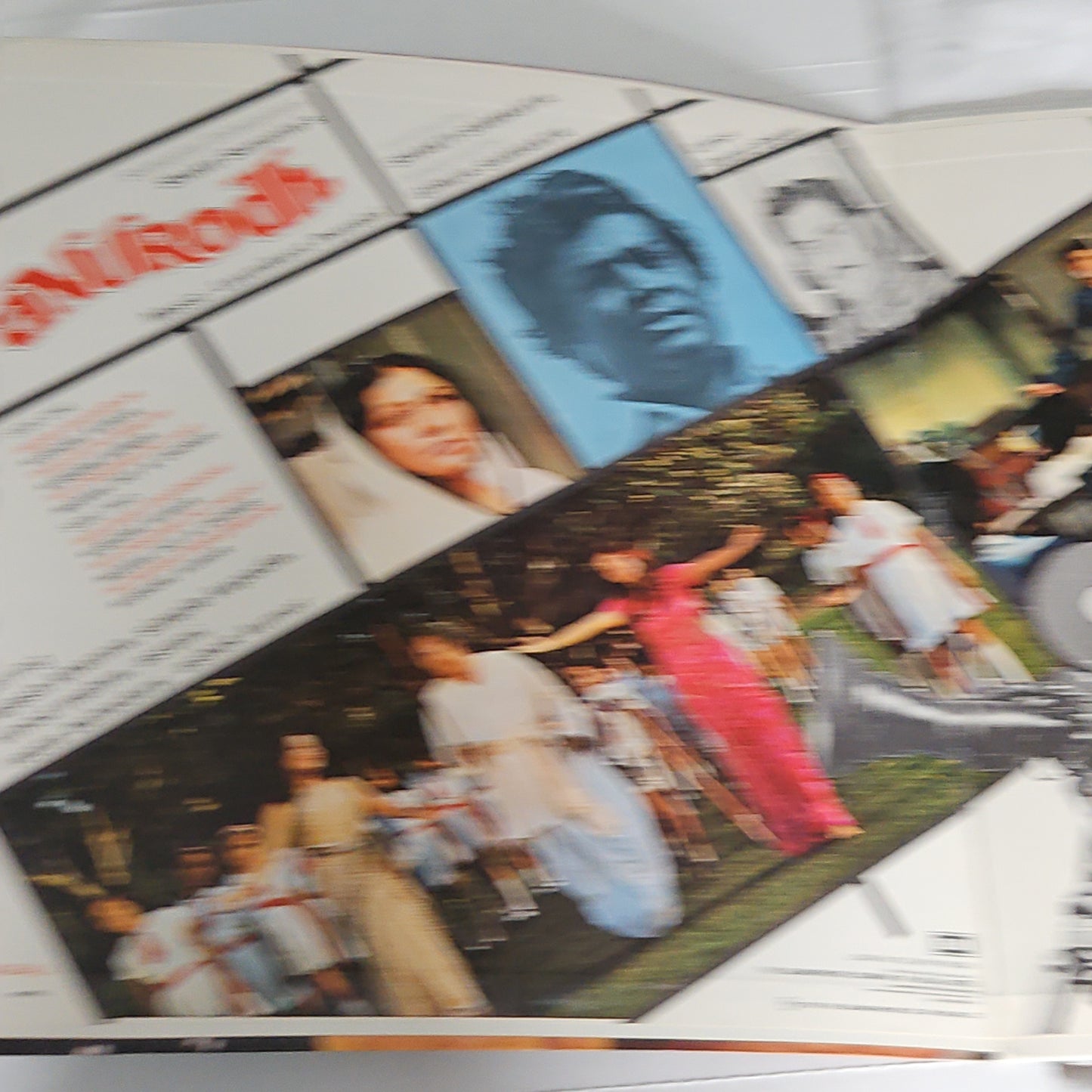 Anurodh - 1st Red Dog logo Edition Supreme Gatefold in Near Mint condition - Music Laxmikant Pyarelal