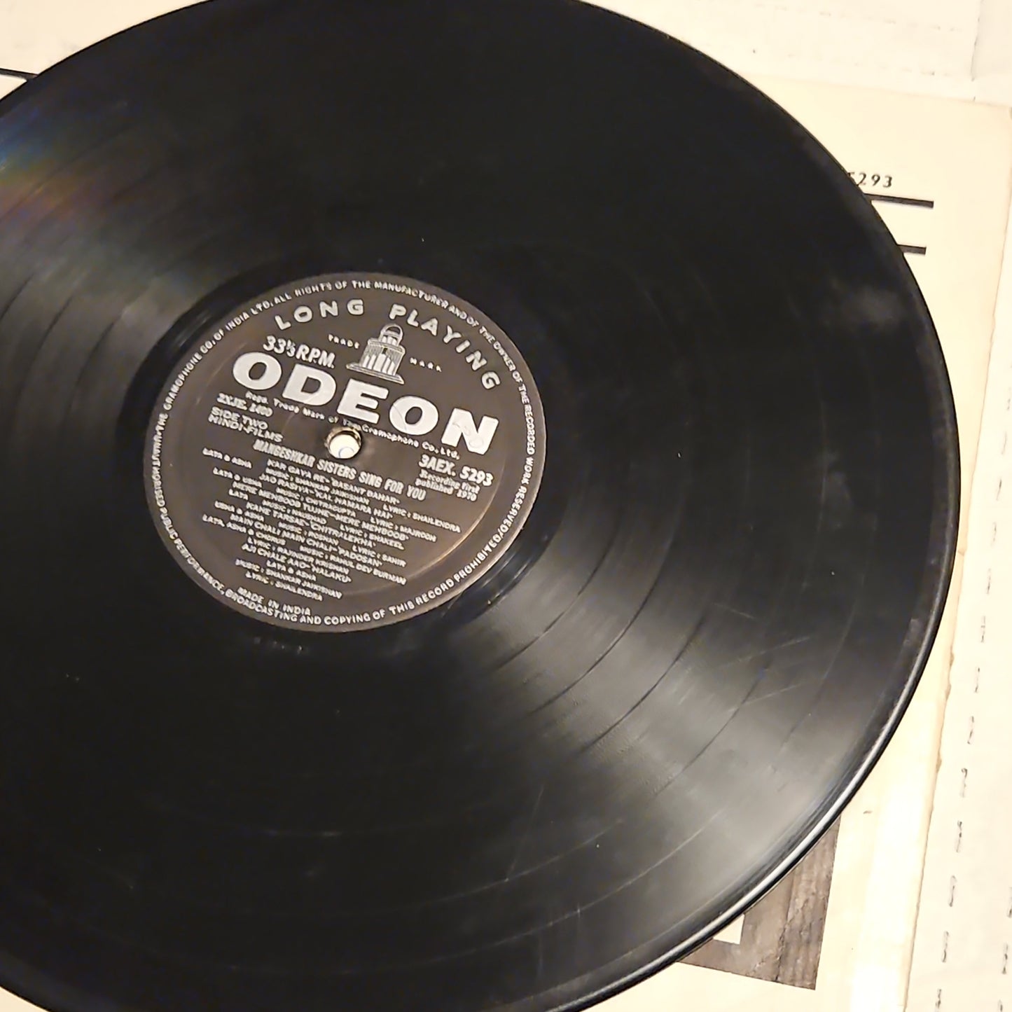 Mangeshkar Sisters - Collectible Rare 1st ed. Odeon double-ring in VG+