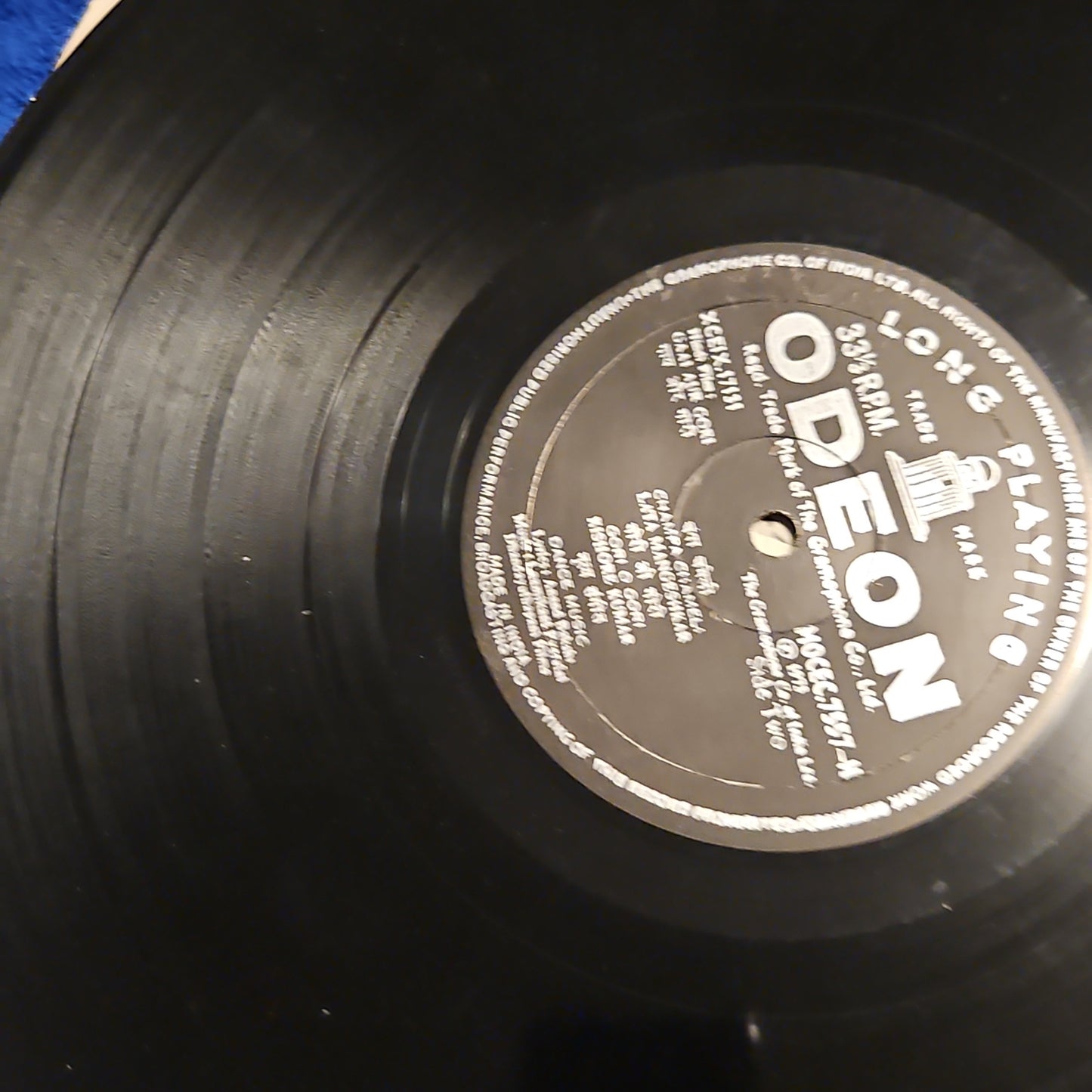 Gaai Aur Gori - Music by Laxmikant Pyarelal - Odeon 1st in Excellent to near mint Condition
