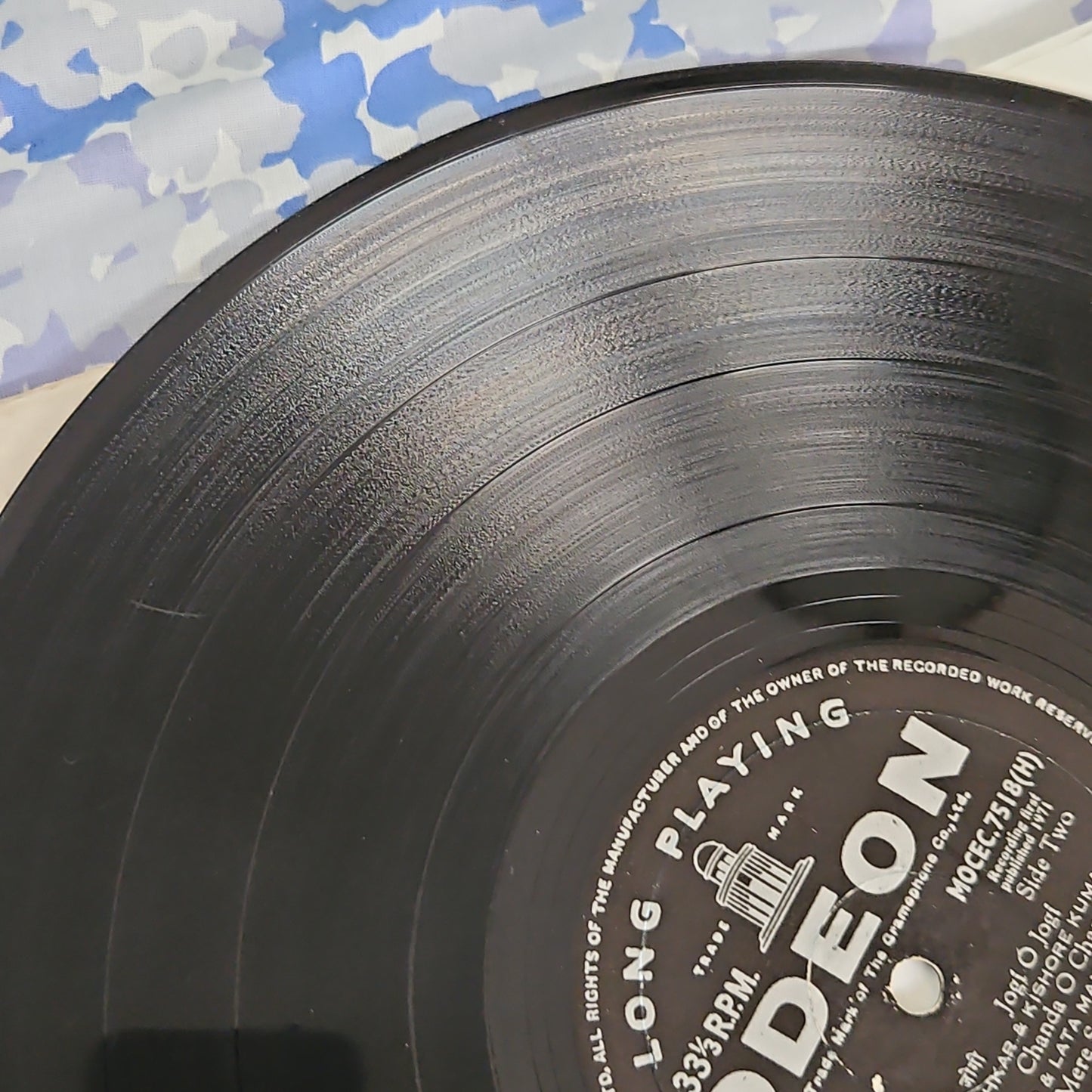 Lakhon Me Ek Odeon 1st issue Double Ring R D Burman Record in VG+