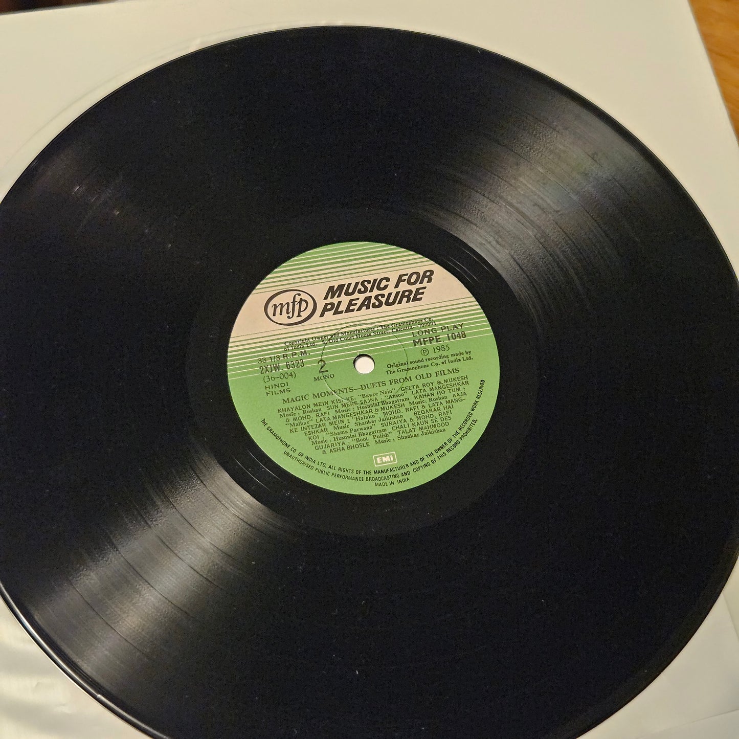 Duets from Old films - Original soundtrack- Magic Moments - in near mint condition