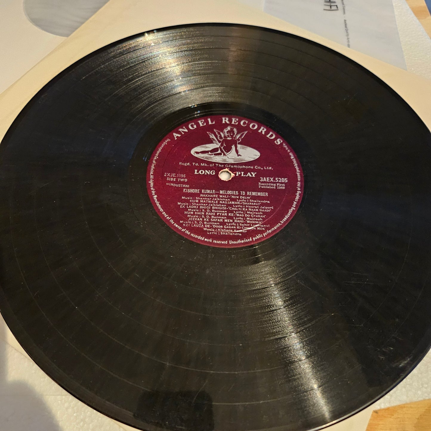 Kishore Kumar - Melodies to Remember - 1st pressing Angel in Vg+ Condition from original soundtrack 3AEX5205