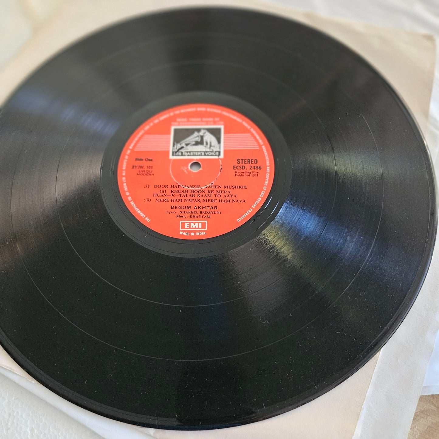 Begum Akhtar -Ghazals in Excellent condition - ECSD 2486