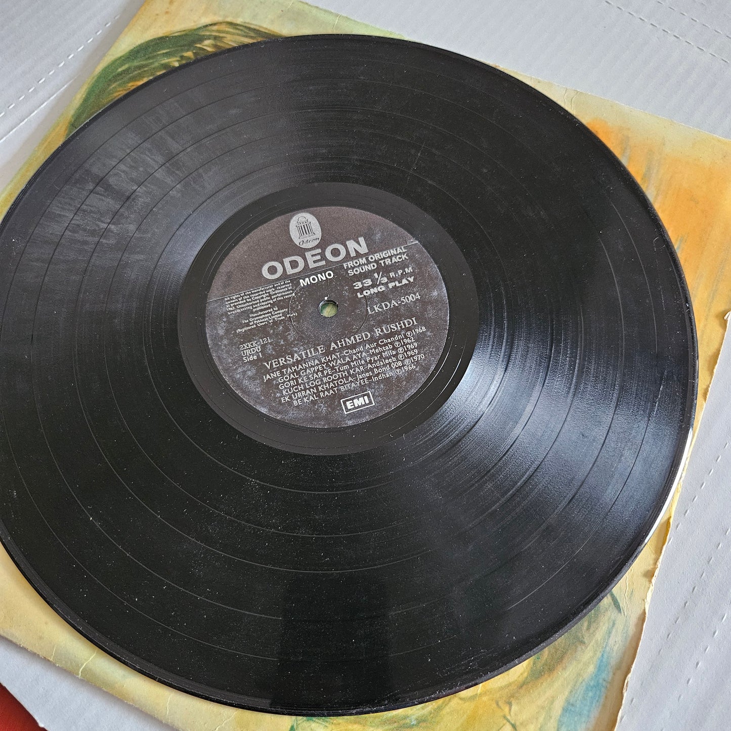 Ahmed Rushdi - Versatile - Super Album in Vg+ condition