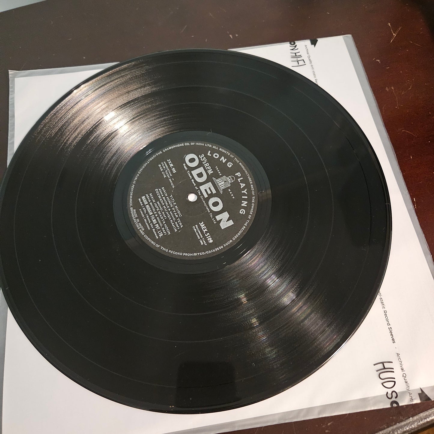 Teesri Manzil - R D Burman Superhit record in near mint condition Pristine - heavy odeon version