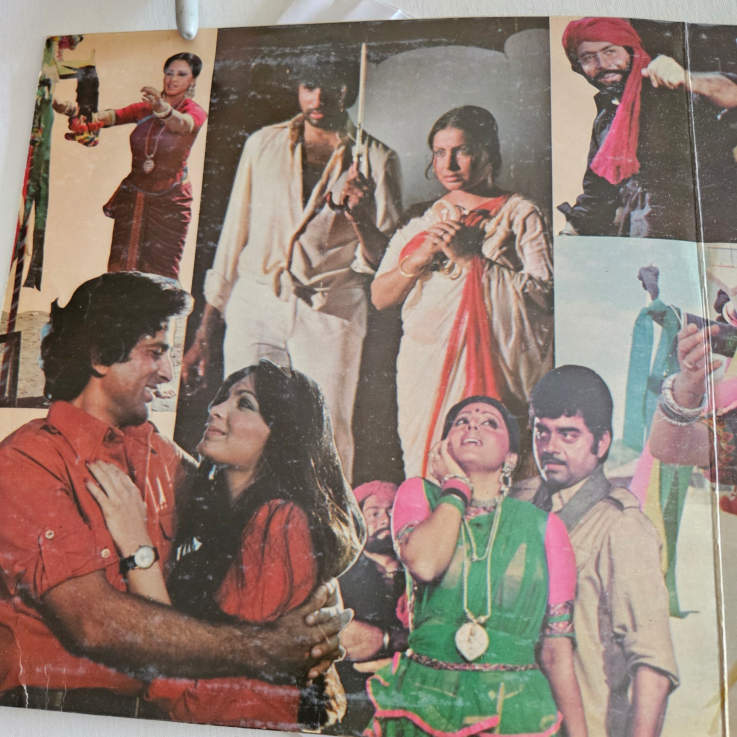 Kaala Patthar - Music by Rajesh Roshan Excellent in Supreme stereo Gatefold edition. Sound acoustic blast