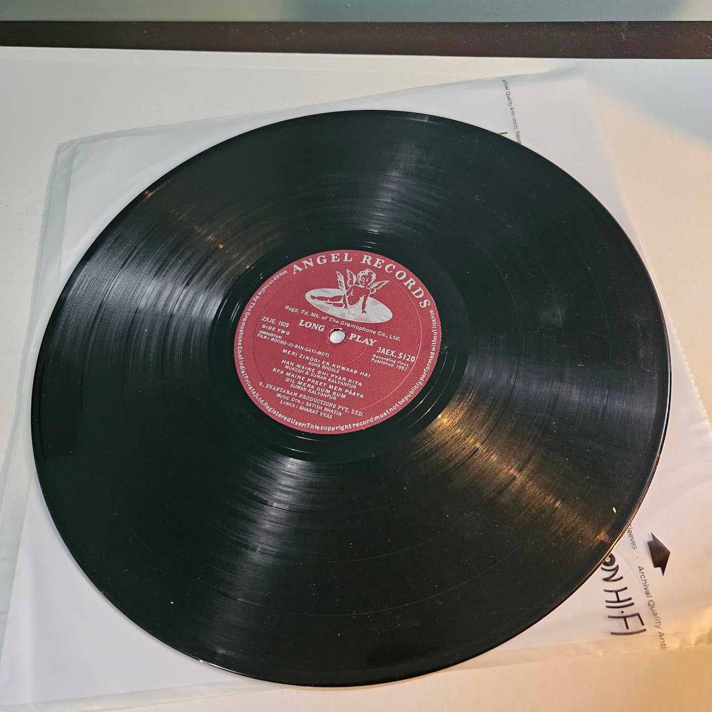 Boond Jo Ban Gaye Moti - V Shantaram classic and Lyrics Satish Bhatia and music Bharat Vyas classic rare -1st Angel pressing in excellent and cover in splendid