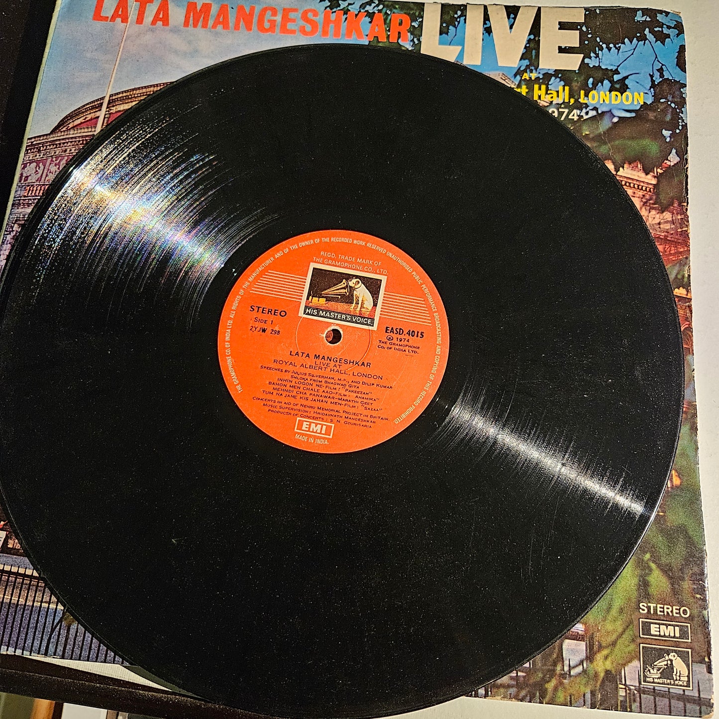 Lata Mangeshkar -1st edition Live at Royal Albert Hall 1974 2 LP set VG+ to Excellent