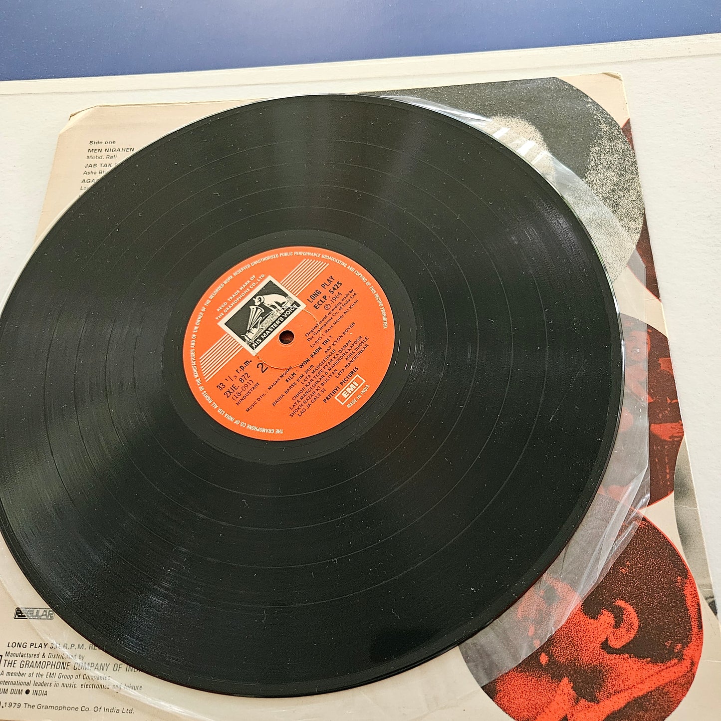 Aap Ki Parchhaiyan + Woh Kaun Thi Madan Mohan and Lata in near Mint