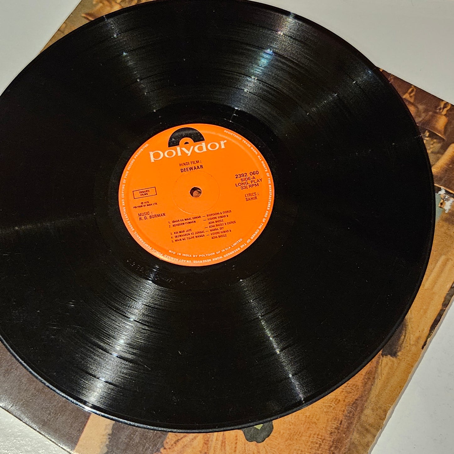 Deewar - R. D. Burman blockbuster with dialogue s in Excellent condition