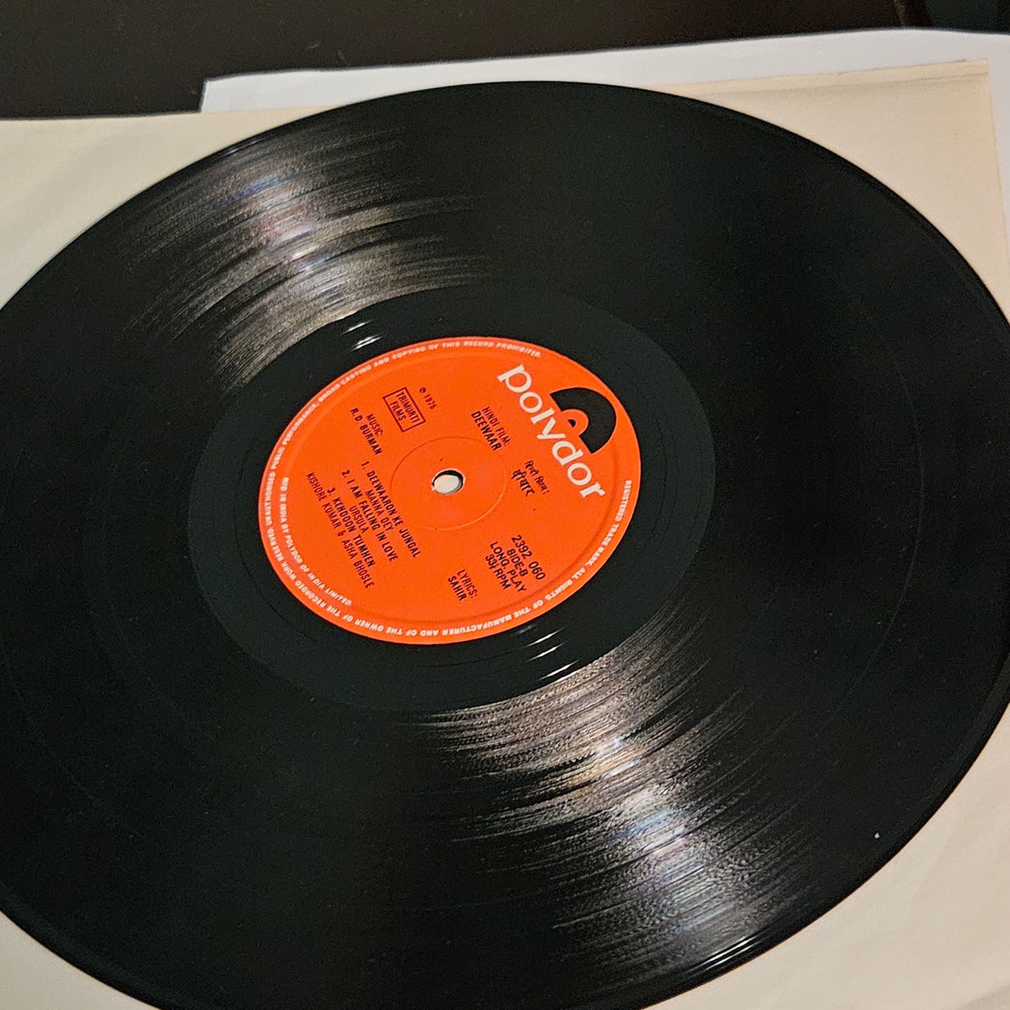 Deewar - R. D. Burman blockbuster in excellent - Songs only rare LP includes English song "I am falling in Love"