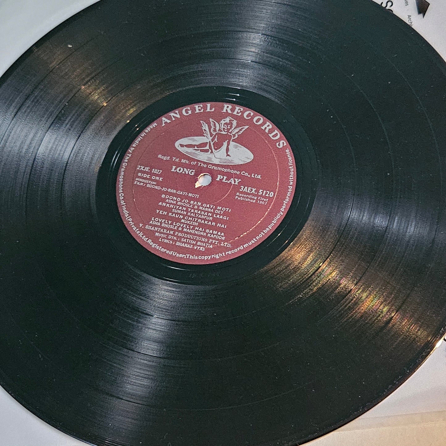 Boond Jo Ban Gaye Moti - V Shantaram classic and Lyrics Satish Bhatia and music Bharat Vyas classic rare -1st Angel pressing in excellent and cover in splendid