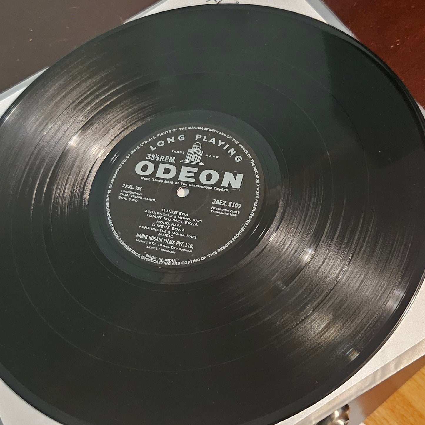 Teesri Manzil - R D Burman Superhit record in near mint condition Pristine - heavy odeon version