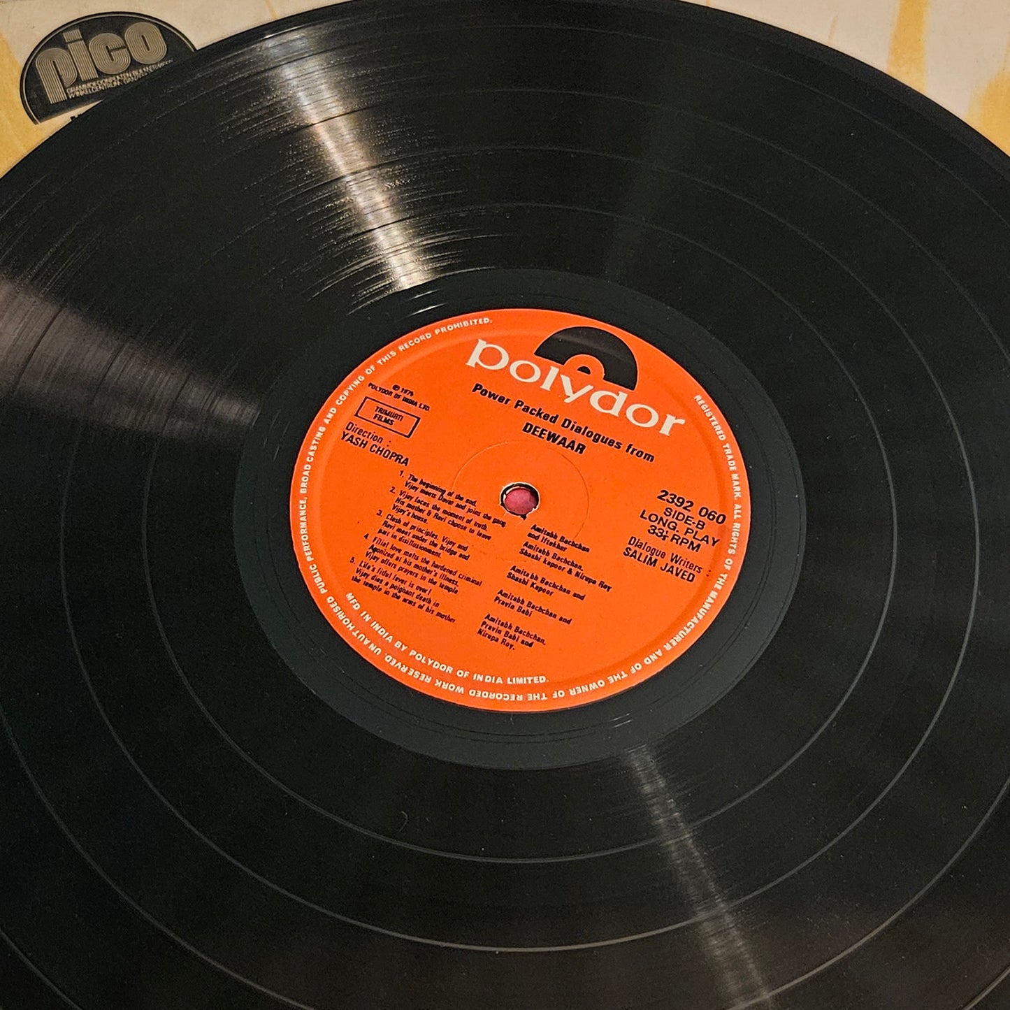 DEEWAR - R D Burman blockbuster with dialogue s in Excellent condition