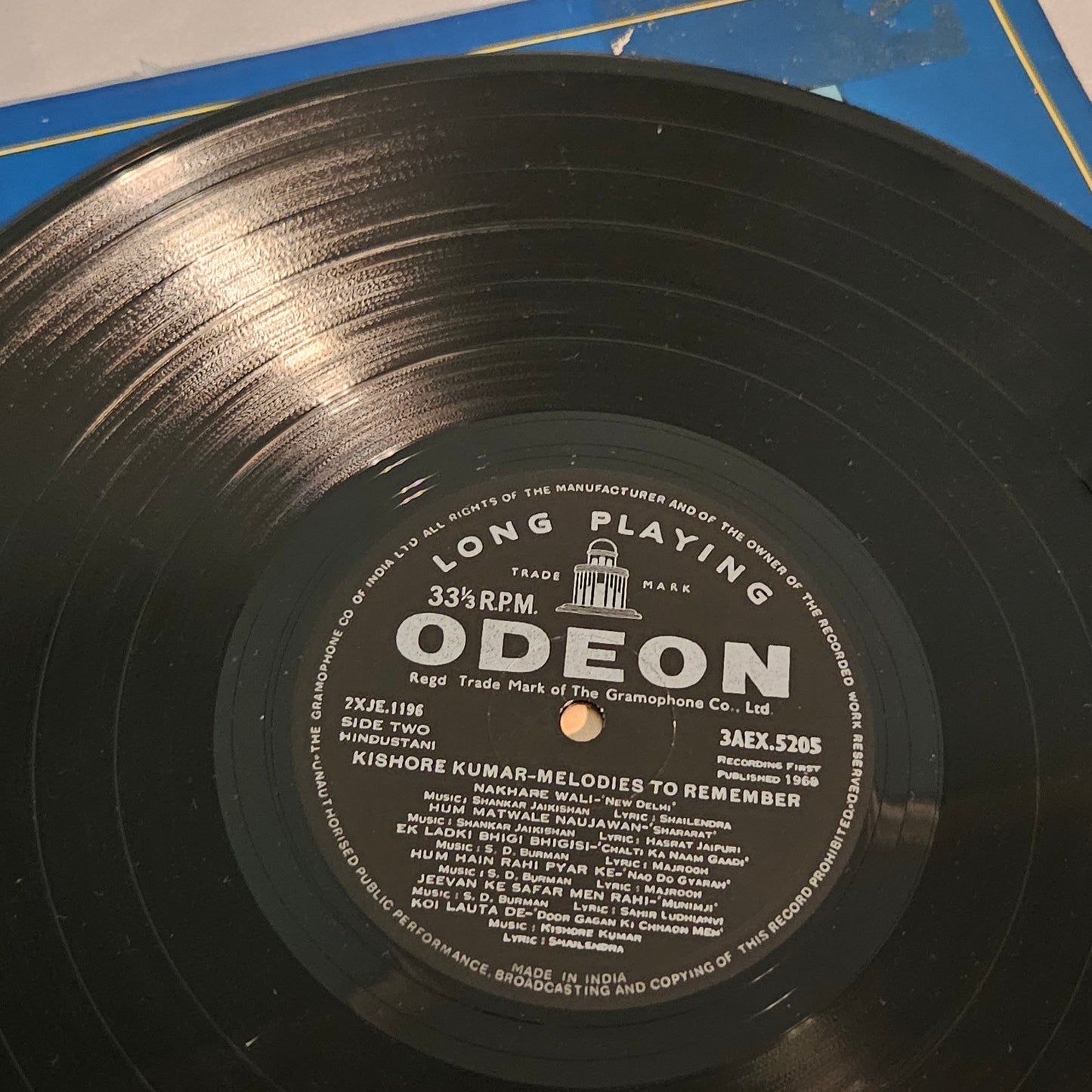 Kishore Kumar - Melodies to remember in Near Mint condition