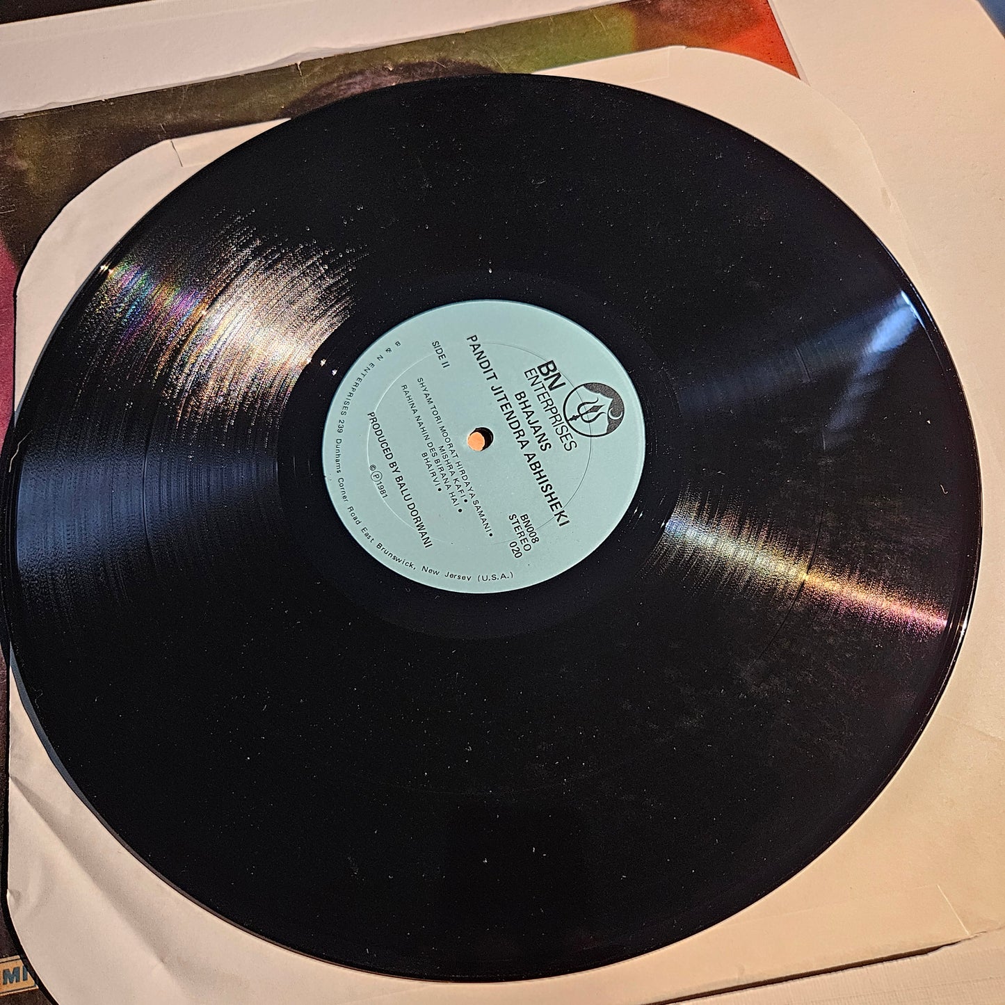 Jitendra Abhisheki – Bhajans By Pandit Jitendra Abhisheki Recorded in USA near mint