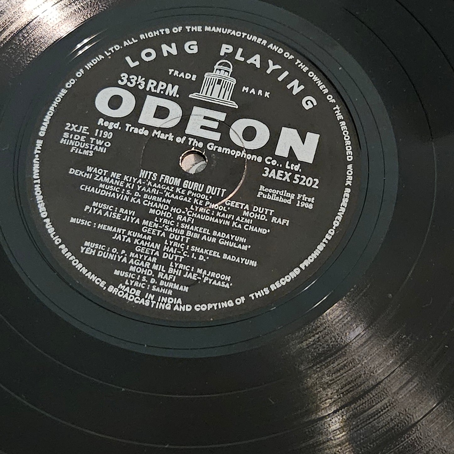Hits of guru dutt - 1st Odeon - Ring version in VG+ includes *kagaz ke phool* songs