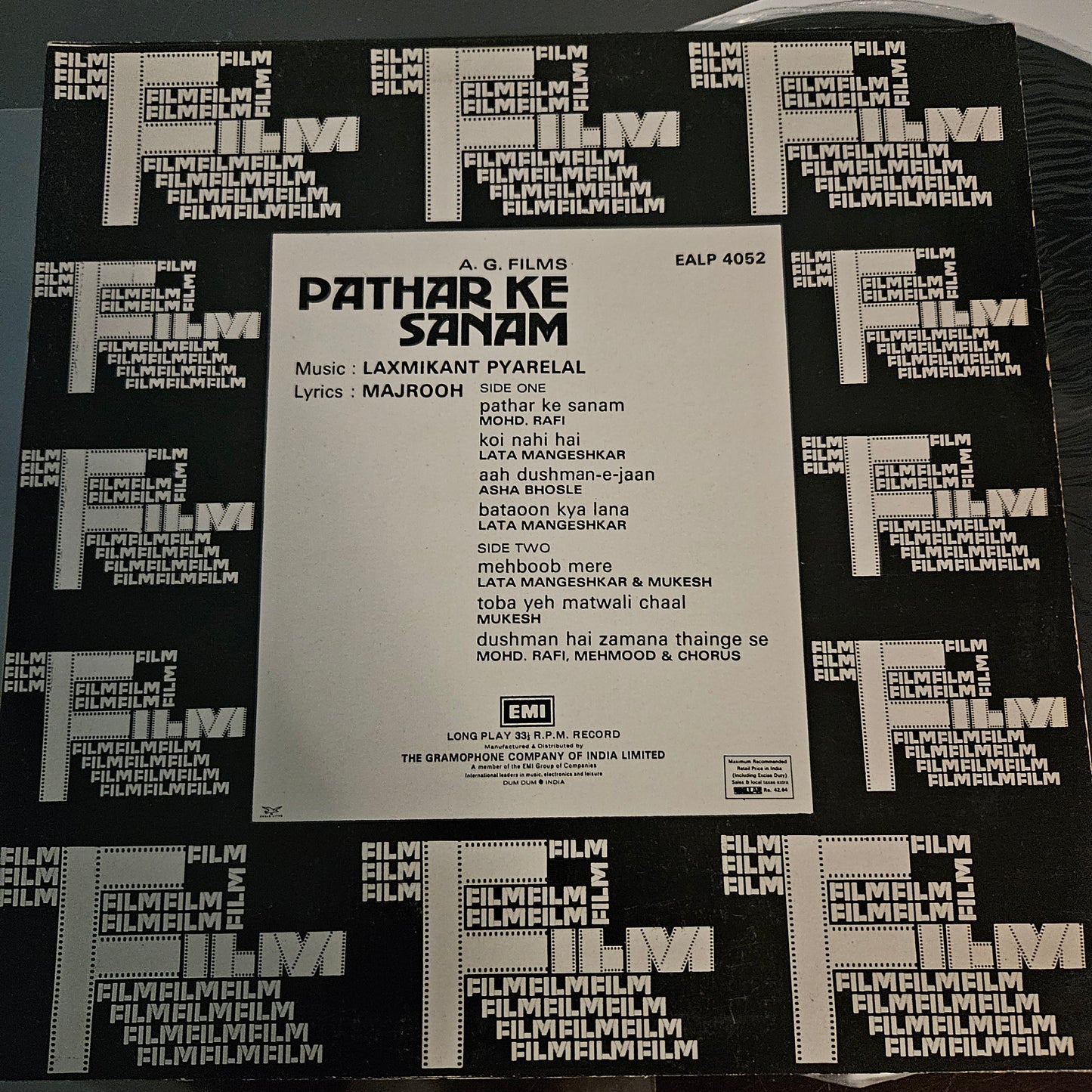 Patthar Ke Sanam - Music by Laxmikant Pyarelal. Super hit - near mint hmv