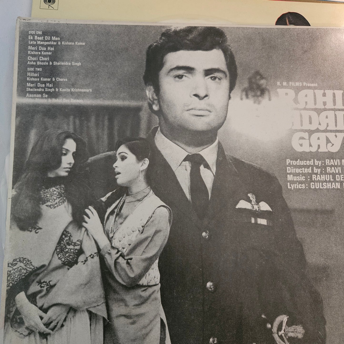 3 LPs package R D Burman and Rishi Kapoor in Near mint Yeh Vaada Raha, Rahi Badal Gaye, Aan aur Shaan