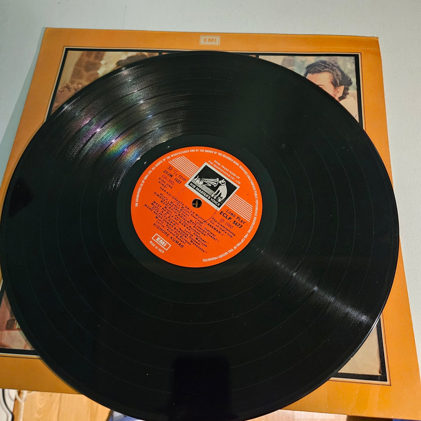 Kishore Kumar - memories that linger- Superb collection in VG++ include Rimzim Gire sawan, diye jalte hai and aanewala pal