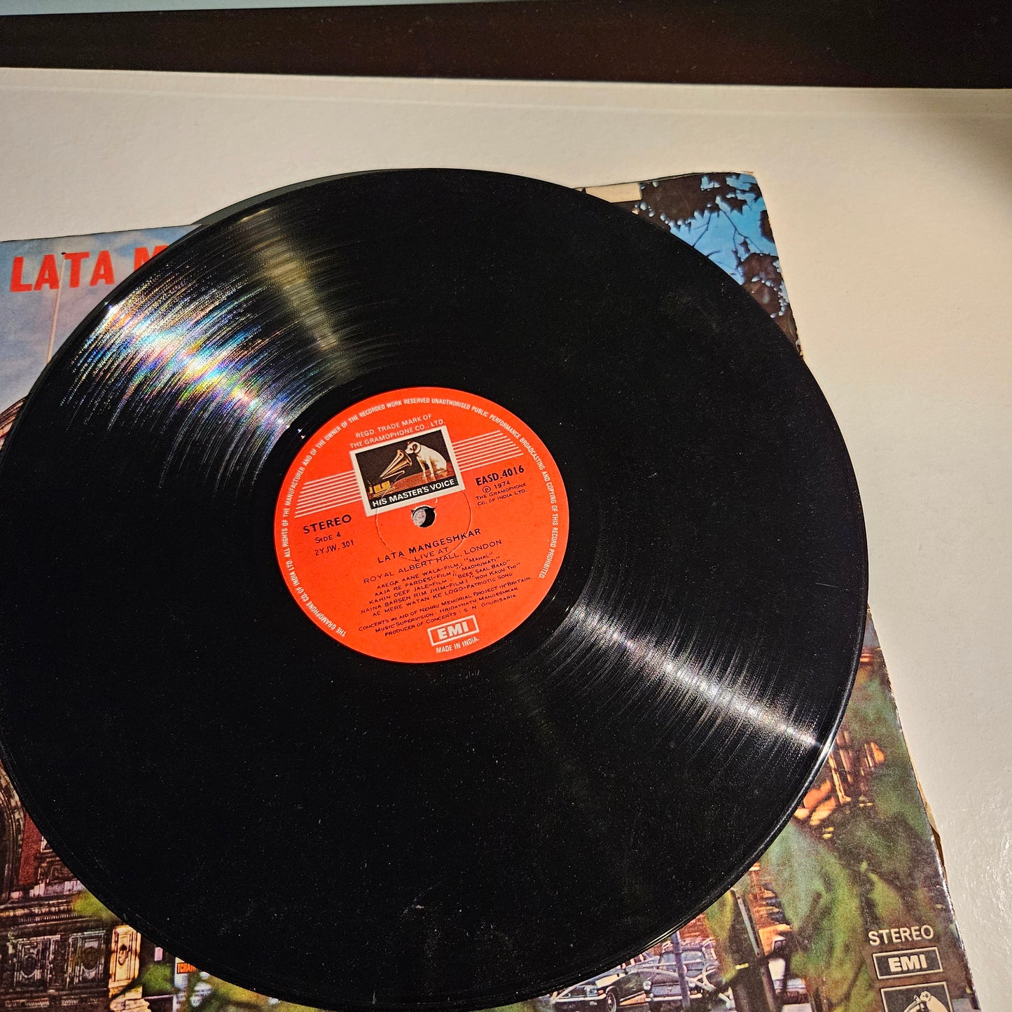 Lata Mangeshkar -1st edition Live at Royal Albert Hall 1974 2 LP set VG+ to Excellent