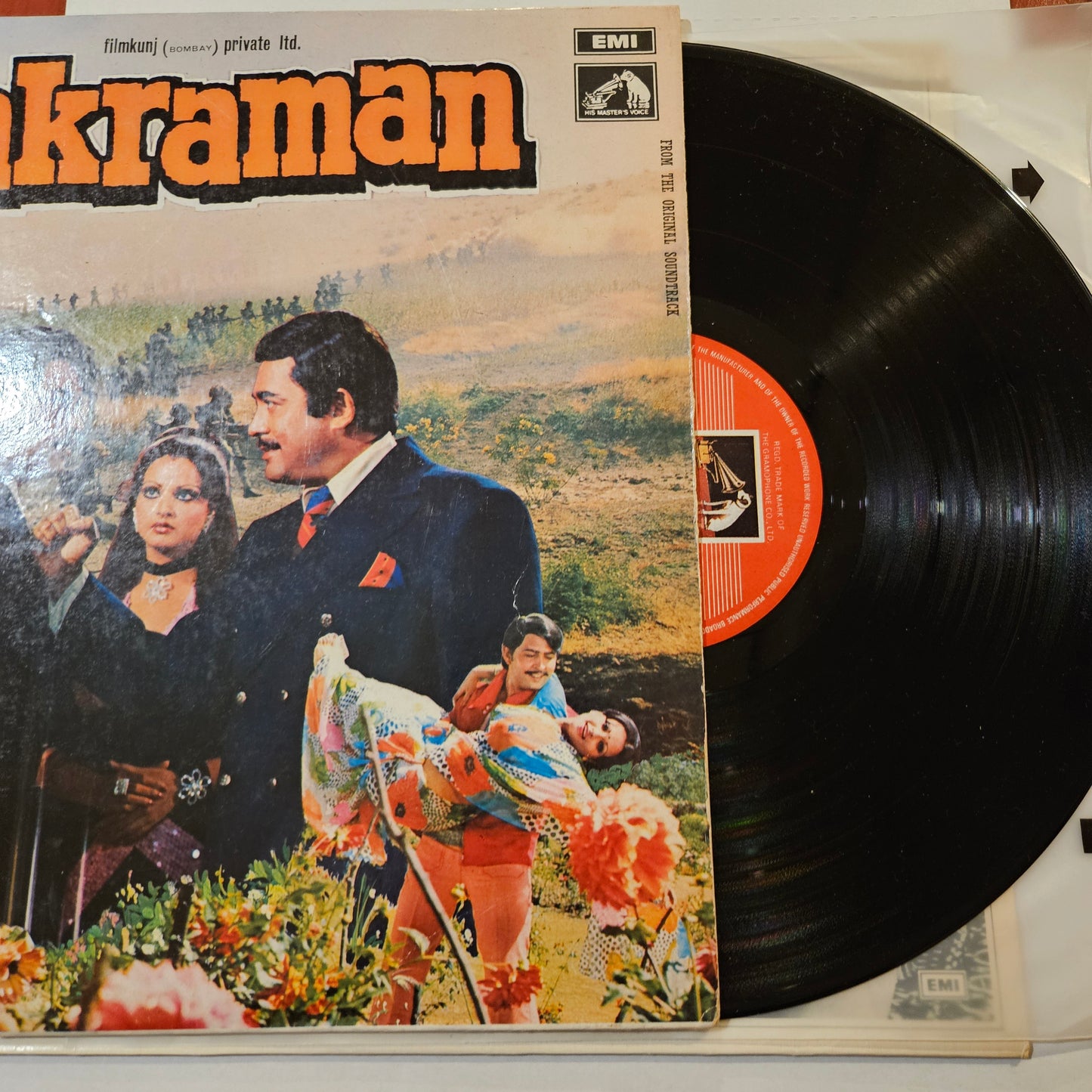 Aakraman - Music by Laxmikant Pyarelal Super hit - Excellent 1st Issue red dog hmv