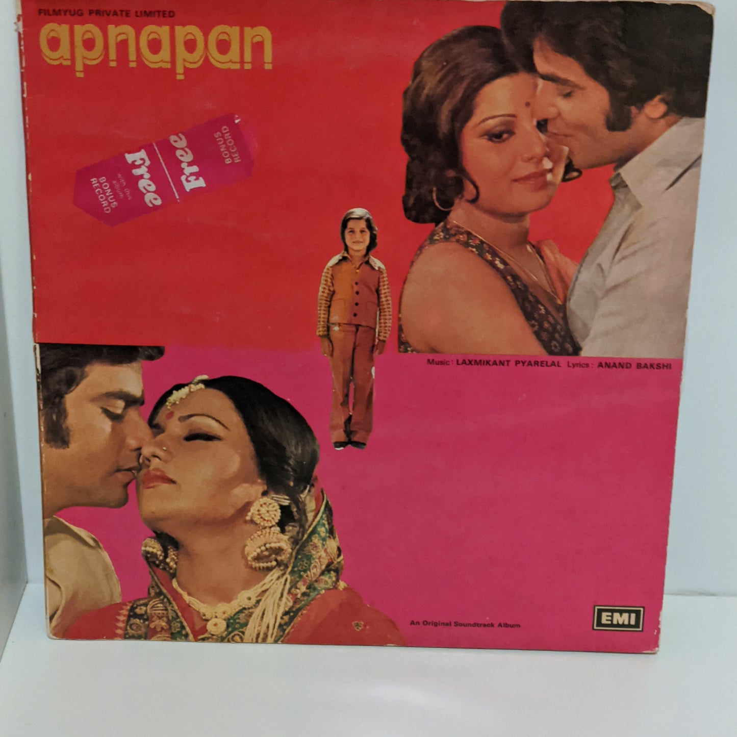 Apnapan - Laxmikant Pyarelal. Superhit songs - 1st Issue mutifold sleeve
