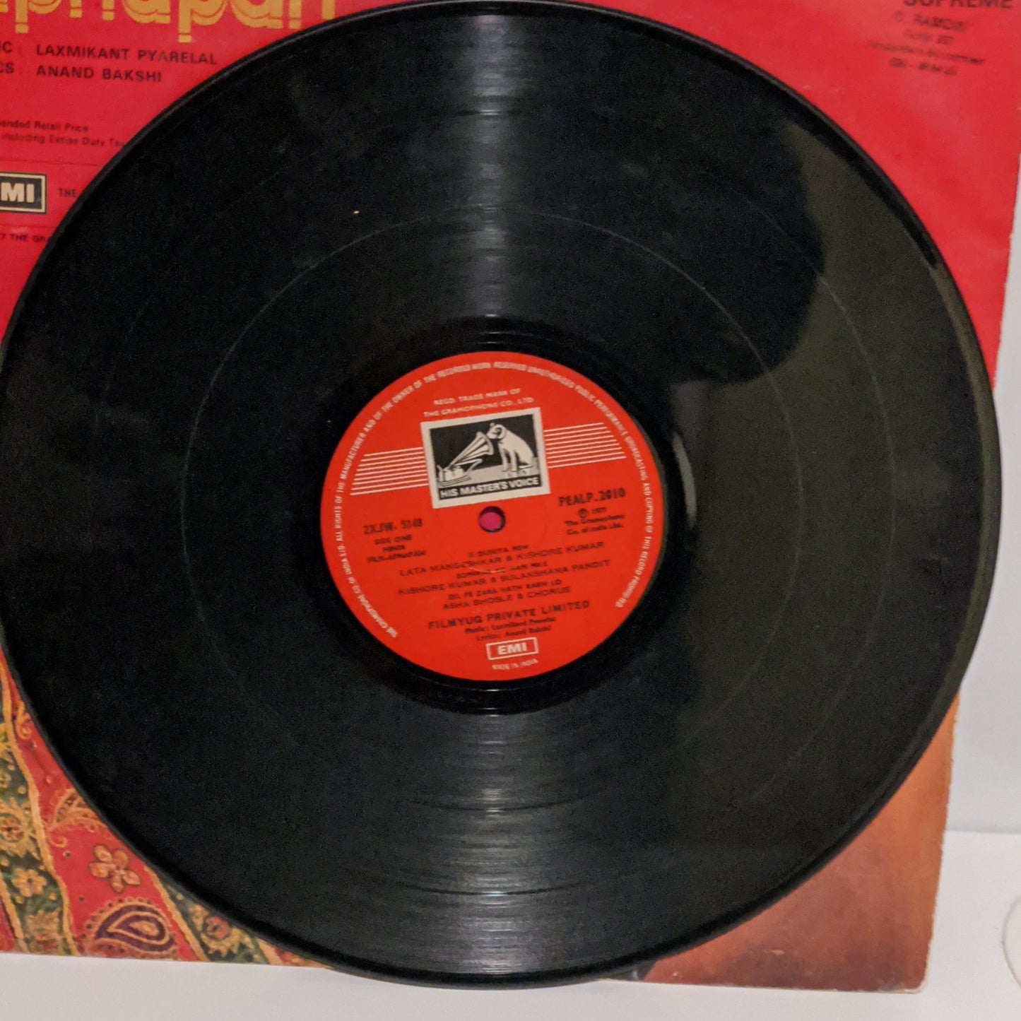 Apnapan - Laxmikant Pyarelal. Superhit songs - 1st Issue mutifold sleeve