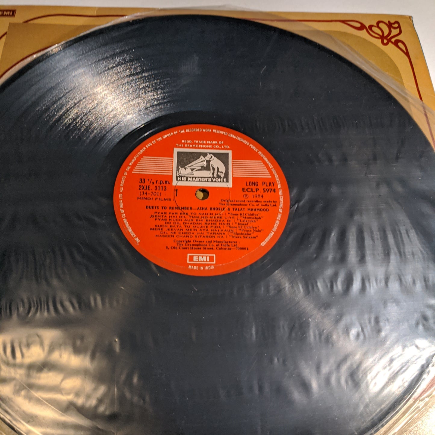 Talat Mahmood and Asha Bhosle - Duets to remember near mint condition.