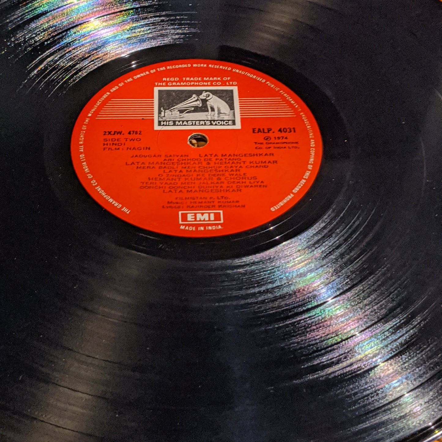 Nagin - Hemant Kumar classic with superhit lata in Excellent condition - heavy pressing