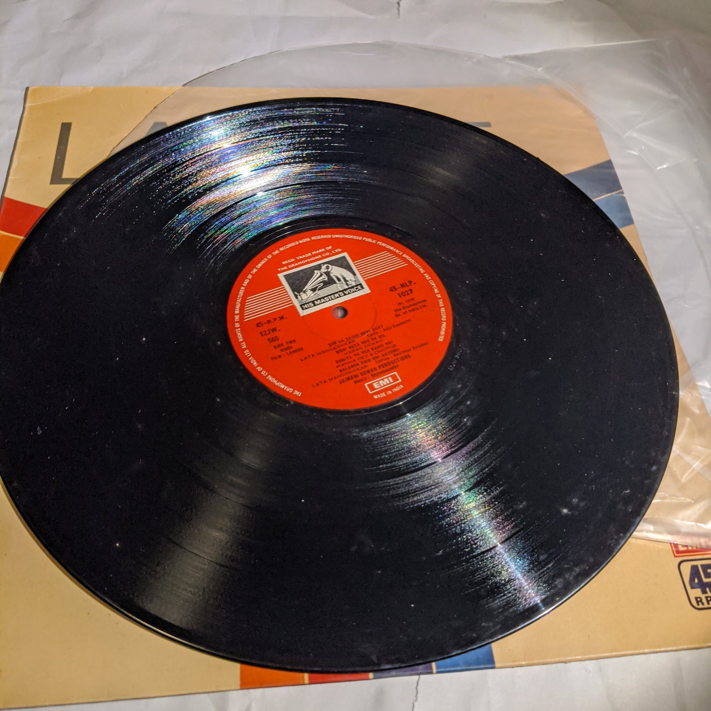 LAHORE - Etrnal classsics with SuperhIt lata songs in near Mint