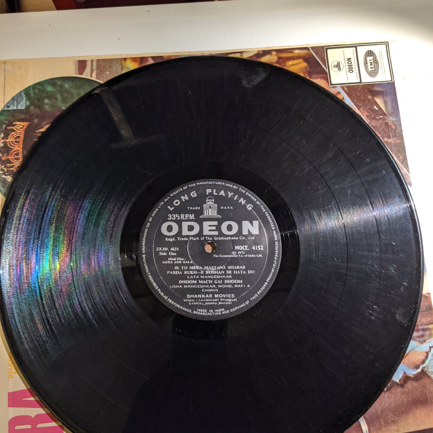 Gora Aur kala - 1st Odeon heavy in VG+ - Music : Laxmikant pyarelal