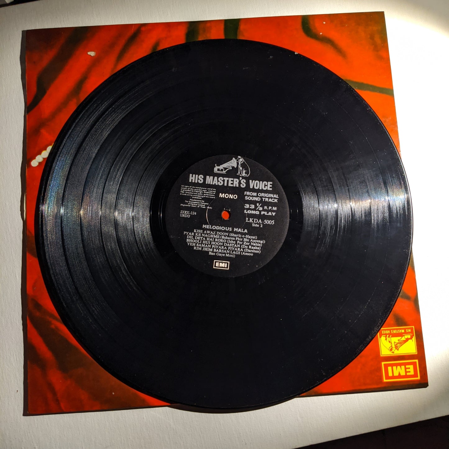 MELODIOUS MALA AHMED and ASHRAF FUNK PSYCH Pakistan LP Original soundtrack in Excellent condition