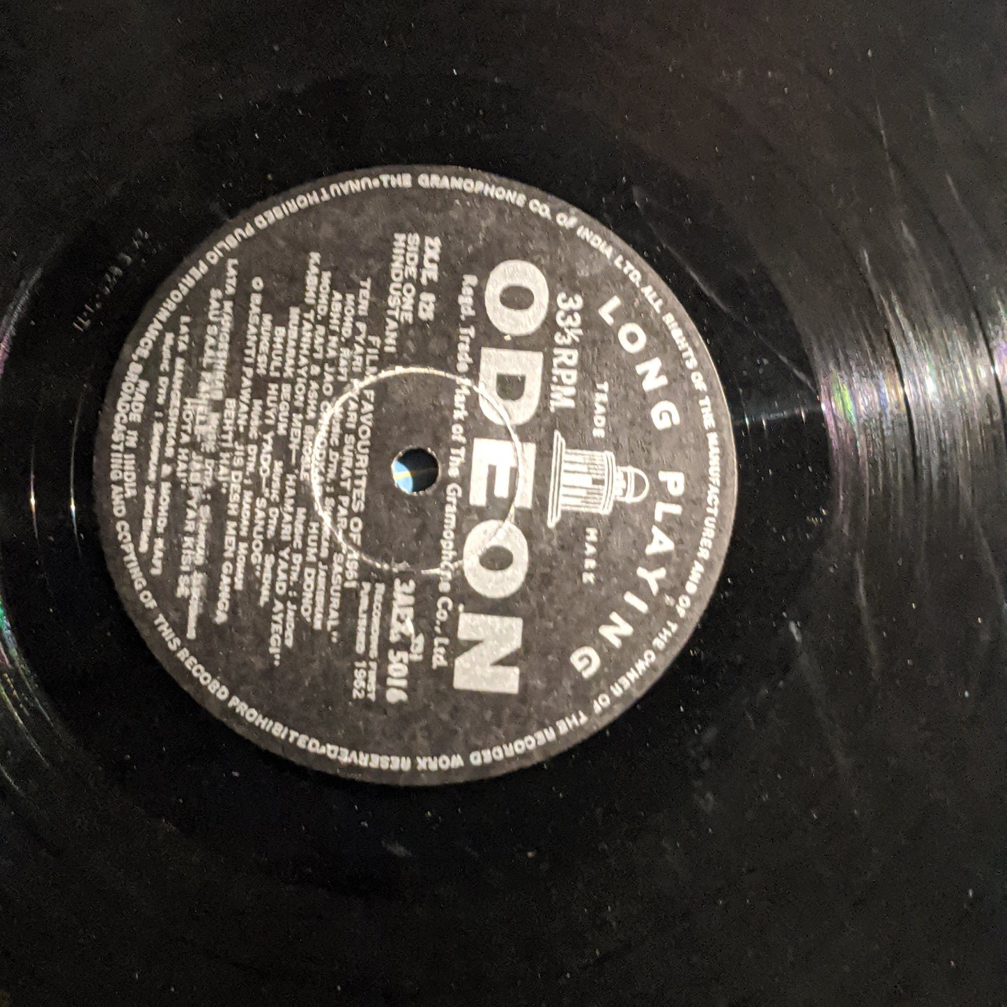 Various - Film Favourites Of 1961 in heavy Odeon pressing - in Excellent condition