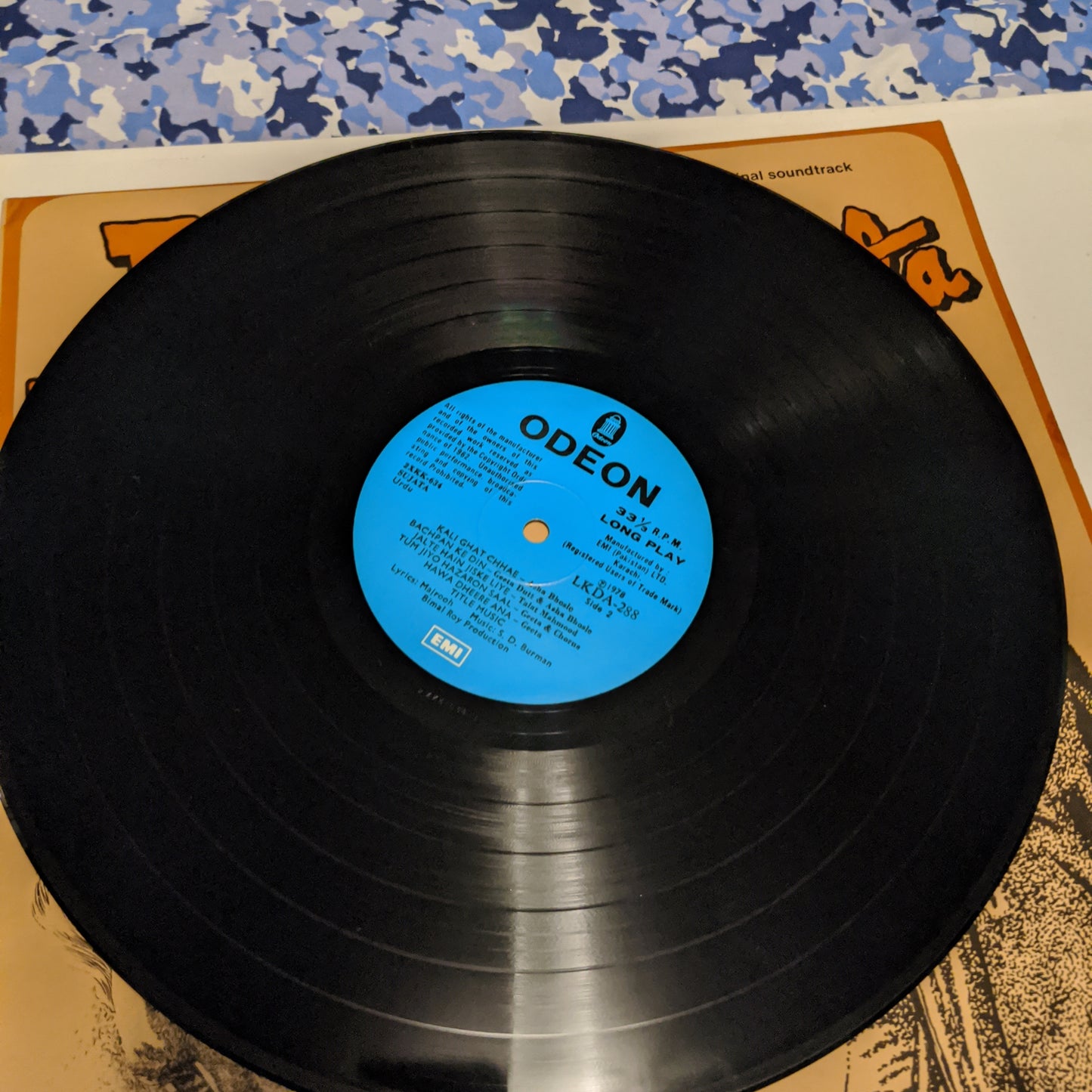 S. D. Burman Taxi Driver / Sujata Odeon - classic cover art - in VG+