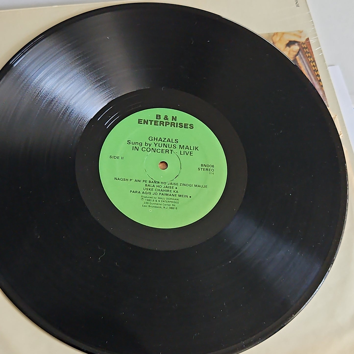 Yunus Malik Ghazals By Yunus Malik ( In Concert - Live) in near mint