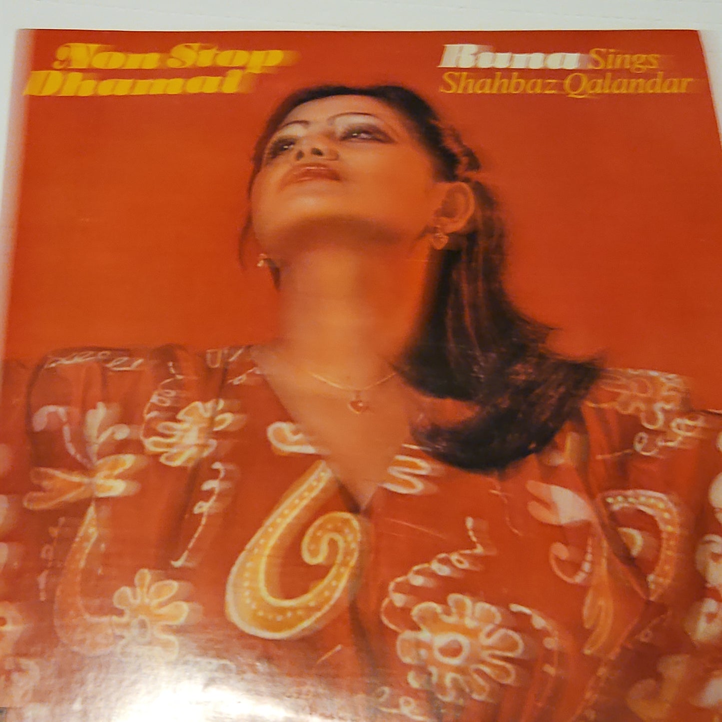 Runa Lail - Non Stop Dhamal - Runa Sings Shahbaz Qalandar in near mint