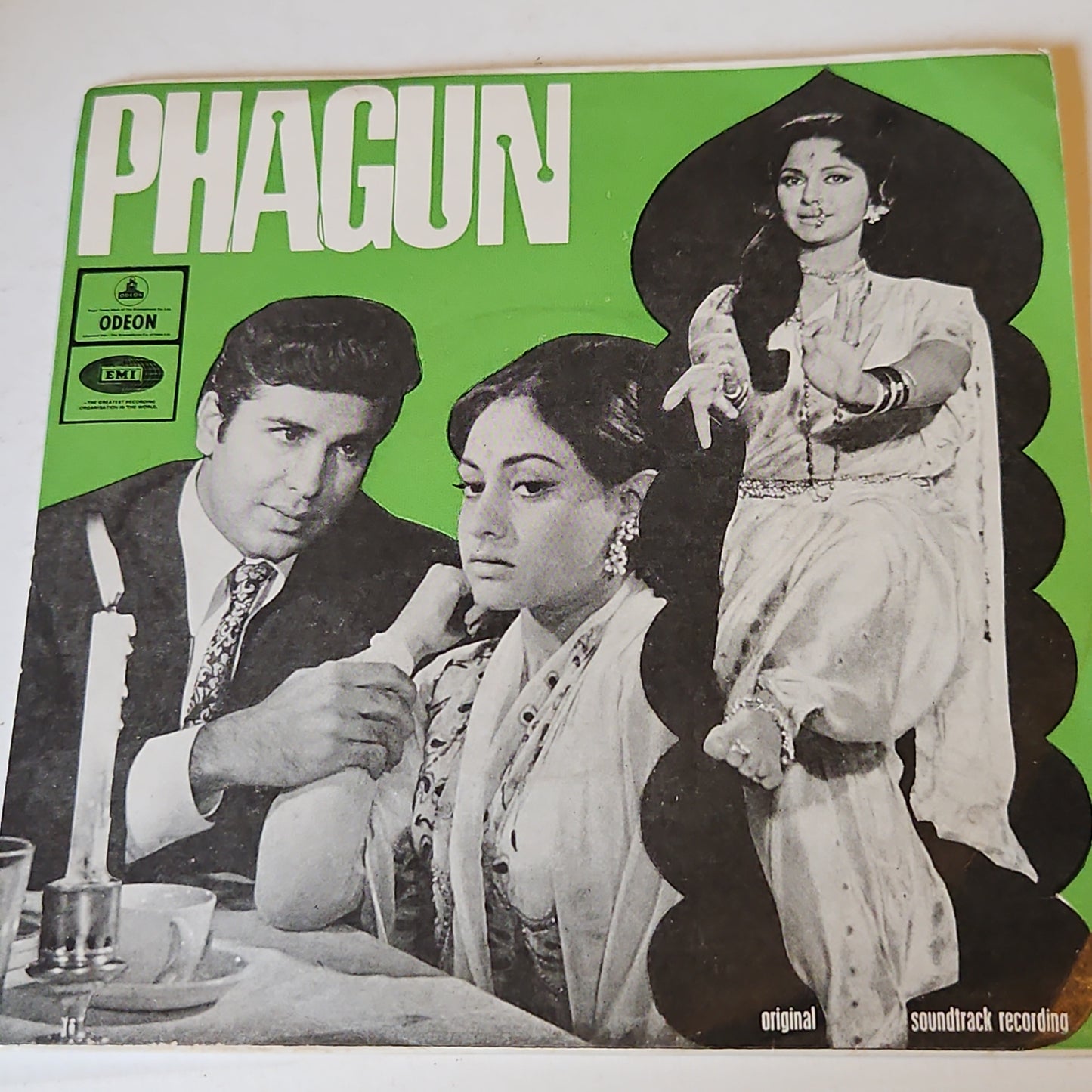 Phagun - S D Burman  classic EP  in Near mint thick center odeon