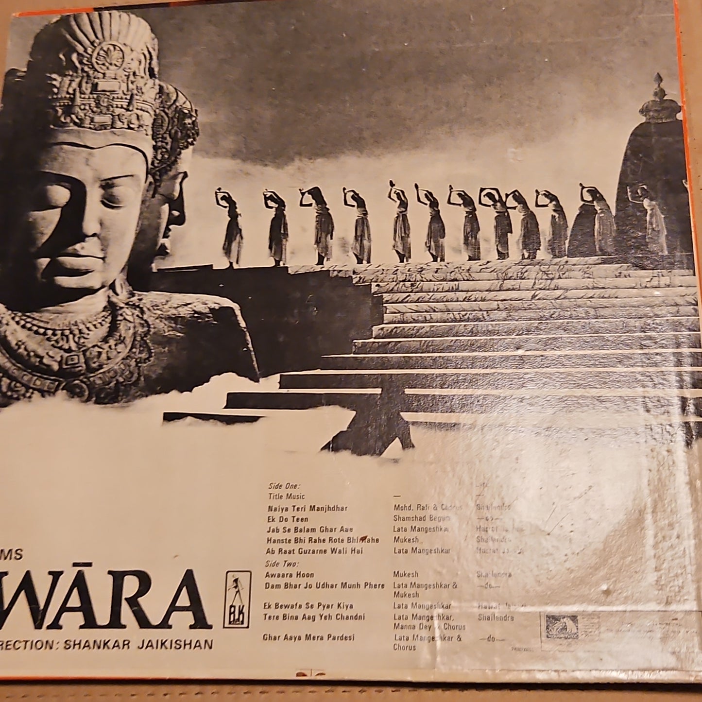 AWARA - Shankar Jaikishan record superhit in VG+ condition