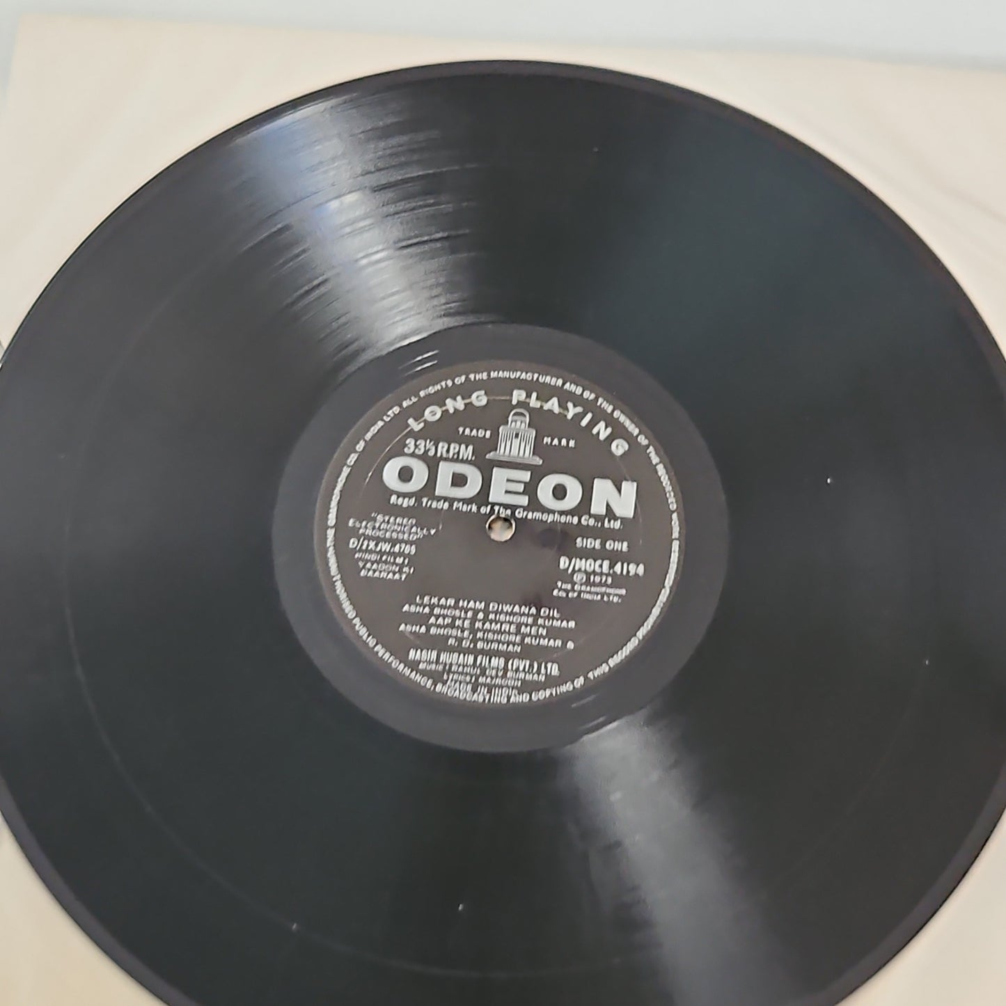 Yaadon Ki Baaraat - 1st Odeon Ring R D Burman superhit blockbuster in excellent condition