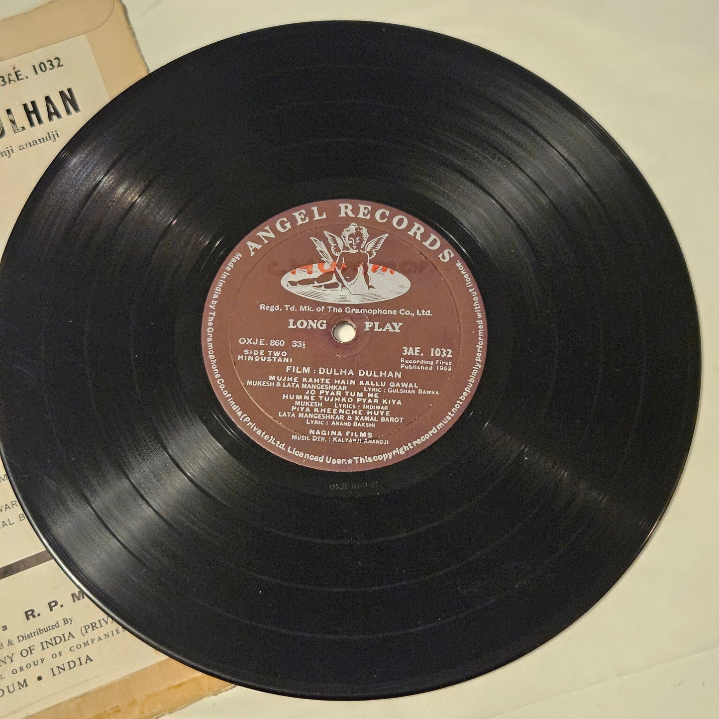 Dulha Dulahn- 10 inch angel orivinal soundtrack - Music by Kalyanji Anandji - Lyrics various-  Classic in excellent to near mint